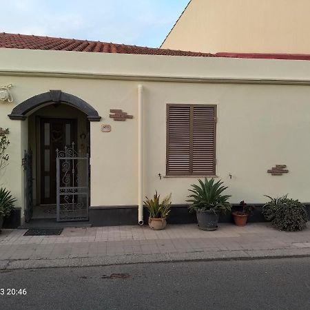 Casa Vacanze Antonella Οριστάνο Εξωτερικό φωτογραφία