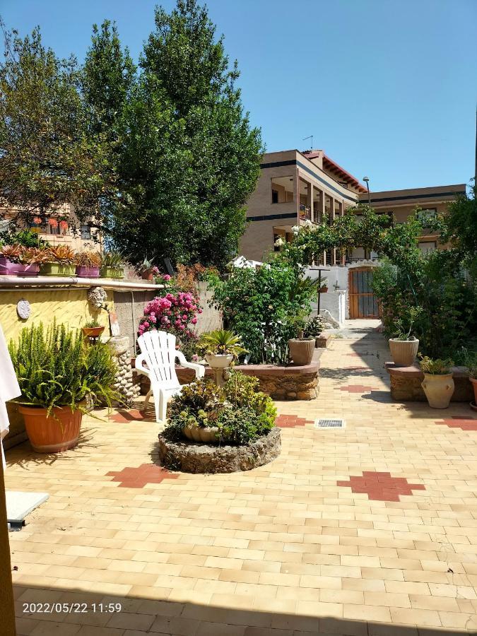 Casa Vacanze Antonella Οριστάνο Εξωτερικό φωτογραφία
